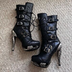 New rock punk heel buckle boots